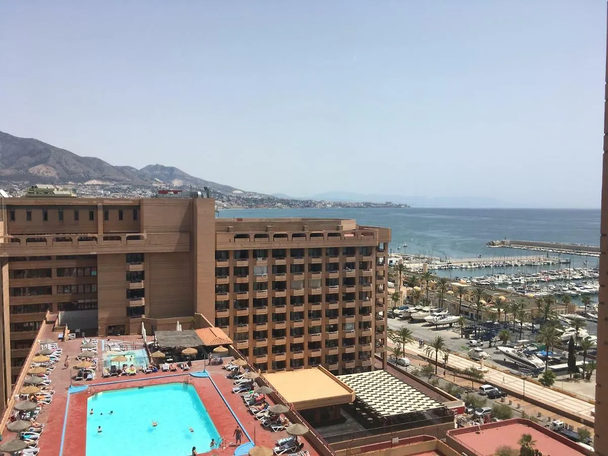アパート Apartamento Torre II Las Palmeras Mit Seitlichem Meerblick Und Pool In フエンヒロラ