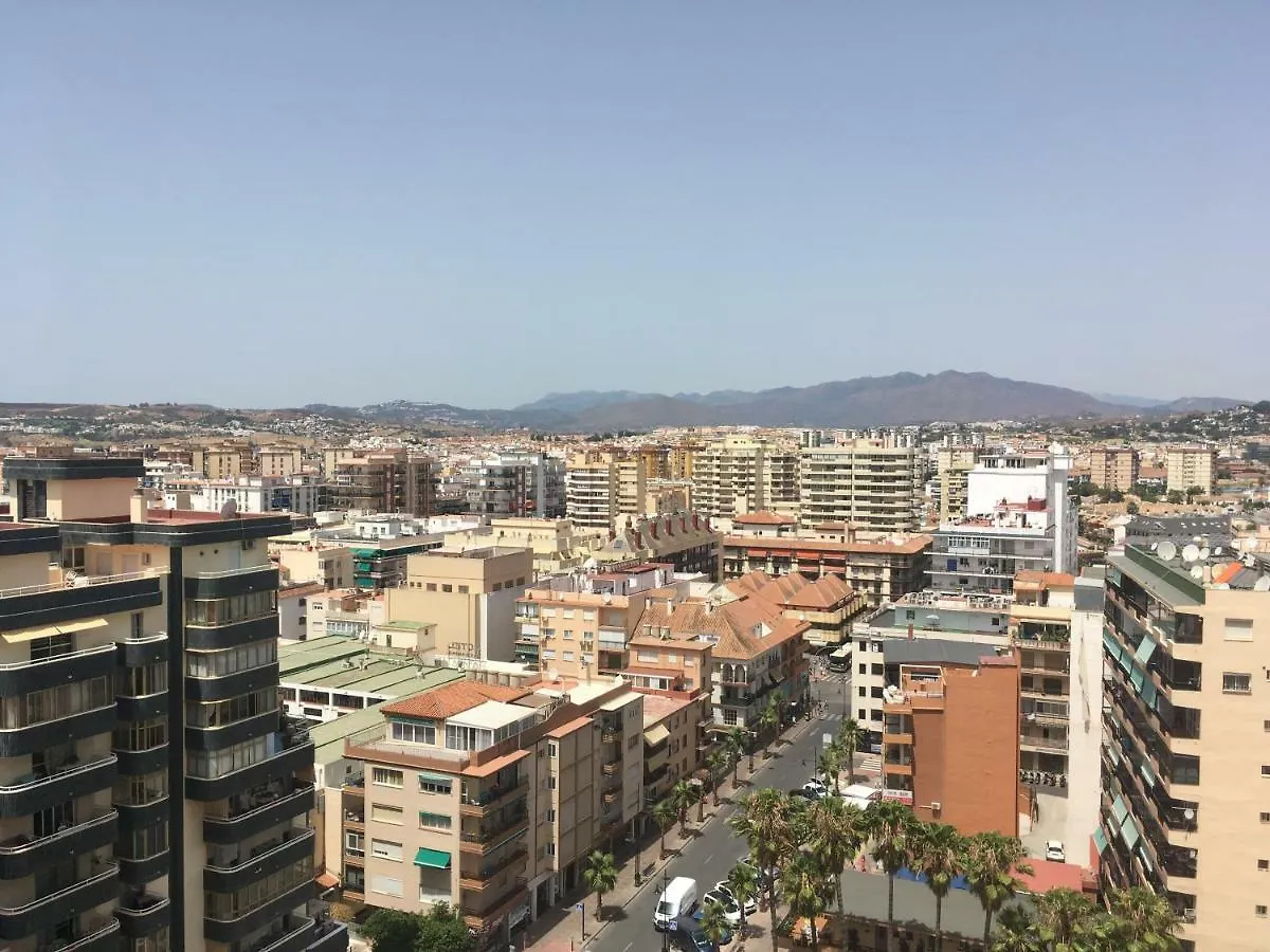 Apartamento Torre II Las Palmeras Mit Seitlichem Meerblick Und Pool In フエンヒロラ